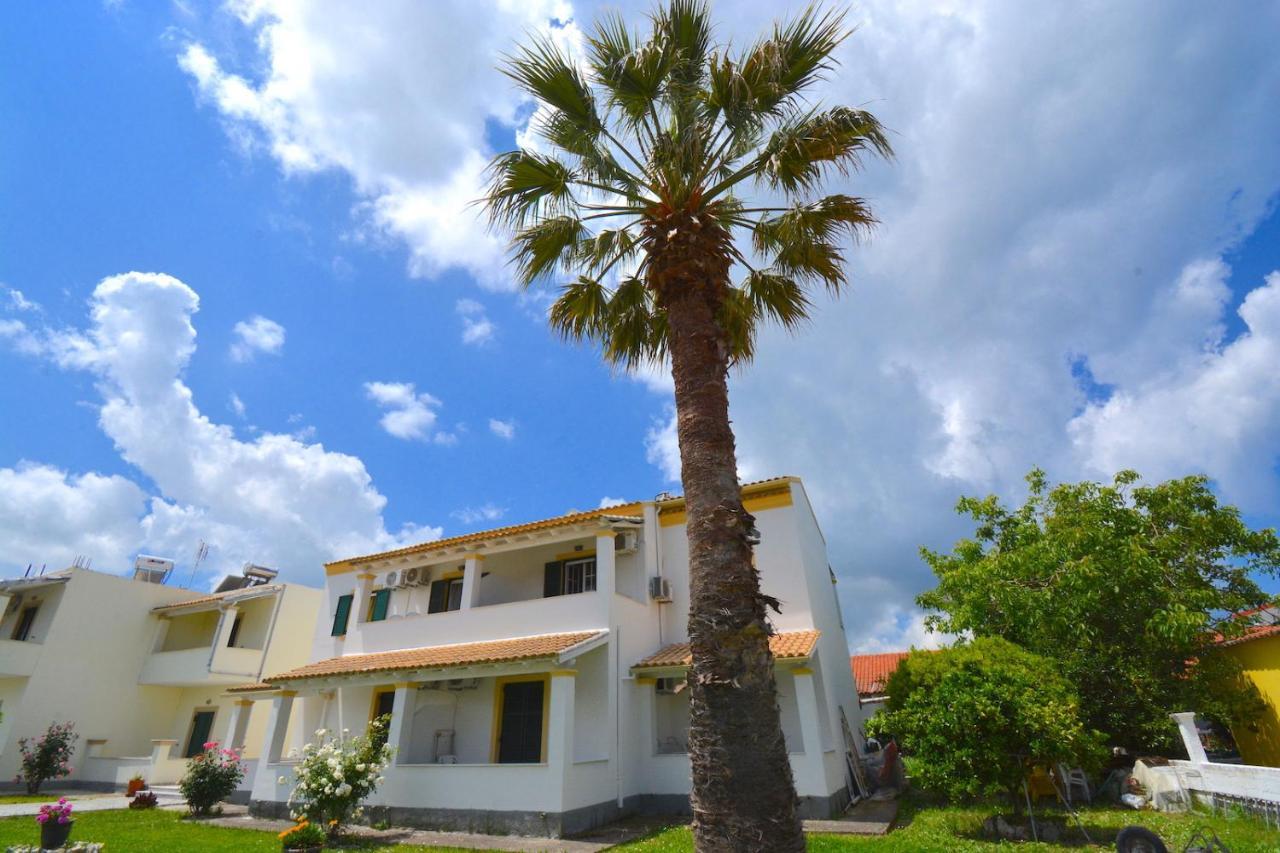 Dolphin Apt & Studios -Next To The Beach Roda  Dış mekan fotoğraf